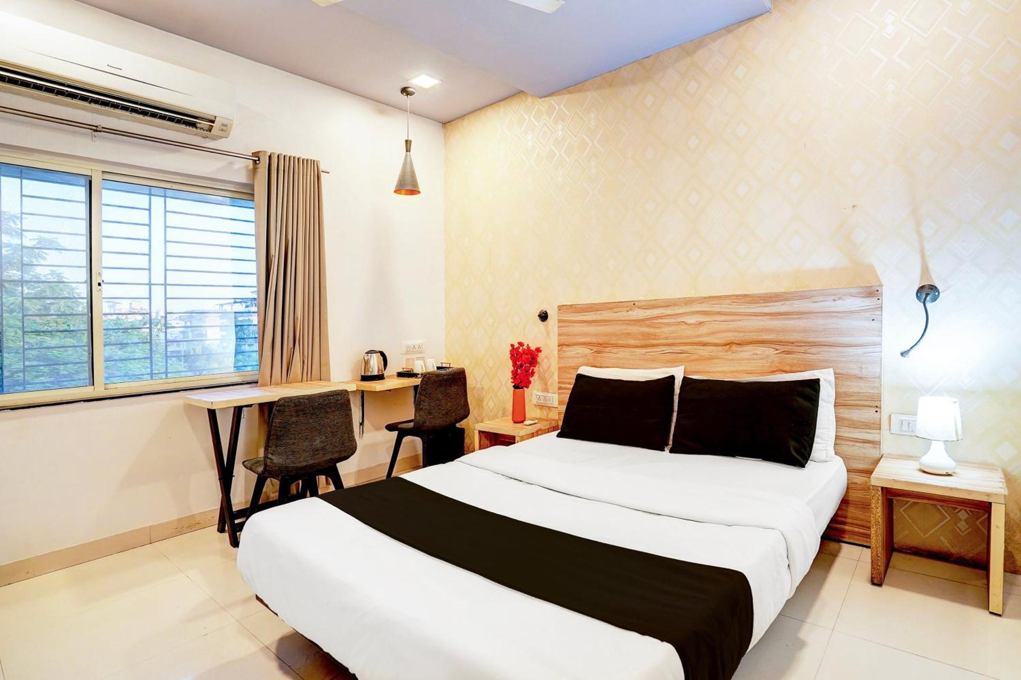 Super Hotel O Katol Road Friends Colony Nagpur Eksteriør billede
